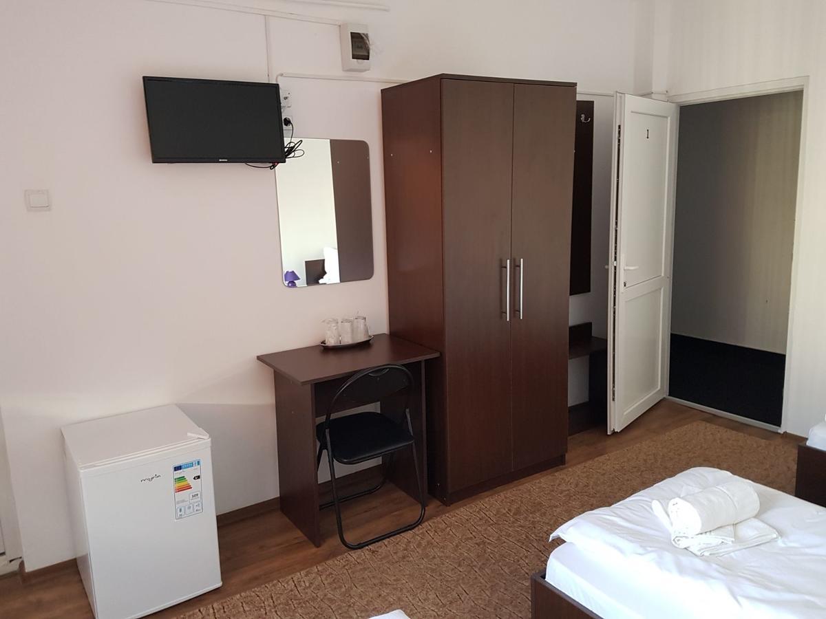 Piete Targuri Si Oboare Apartment Fagaras Ngoại thất bức ảnh